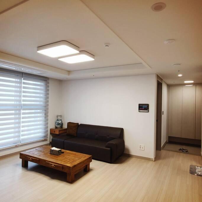 Apartment Glan House & Glan Store Seoul