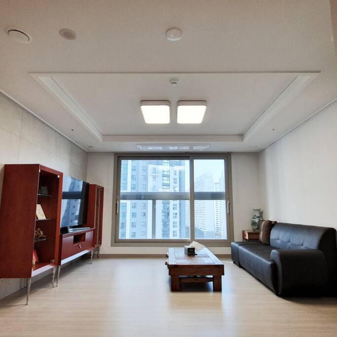Glan House & Glan Store Apartment Seoul