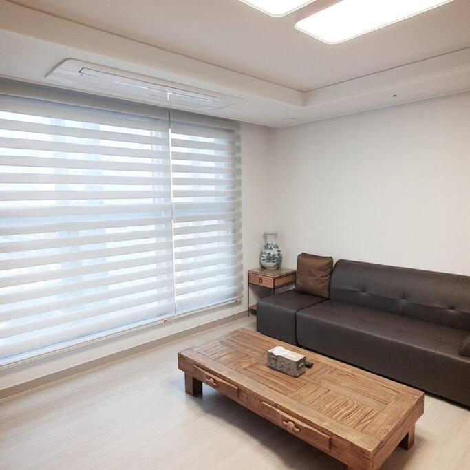 Glan House & Glan Store Apartment Seoul